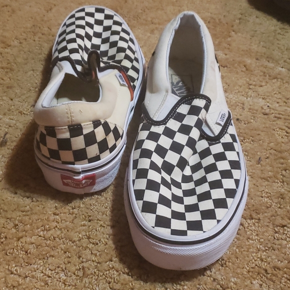 Vans - Picture 3 of 3